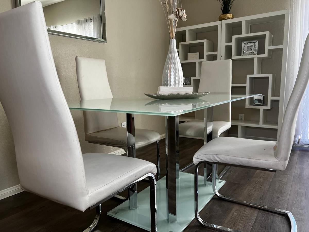 Spacious, Chic 3Bd, Sleeps 8 Convenient To Everything Las Vegas Esterno foto