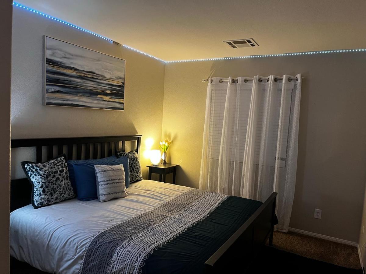 Spacious, Chic 3Bd, Sleeps 8 Convenient To Everything Las Vegas Esterno foto